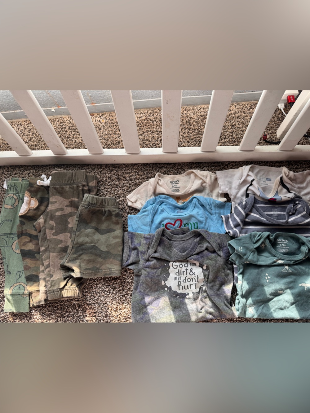 10pc Gerber and Carters Baby Bundle 6-9M